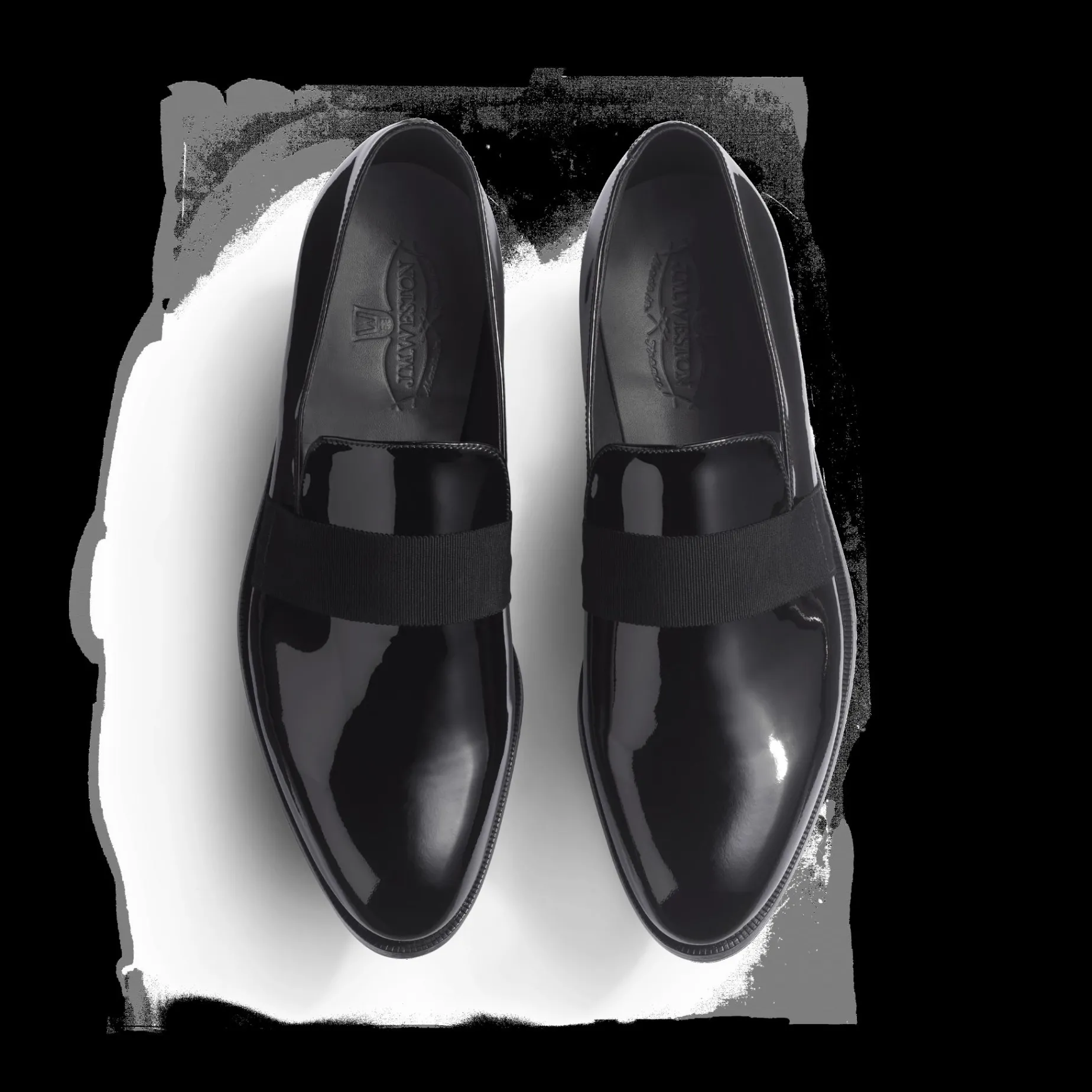 Mocassin smoking