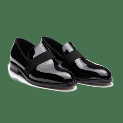 Mocassin smoking